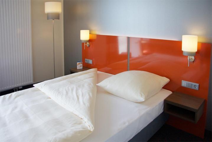 Iq-Hotel Ulm Eksteriør bilde